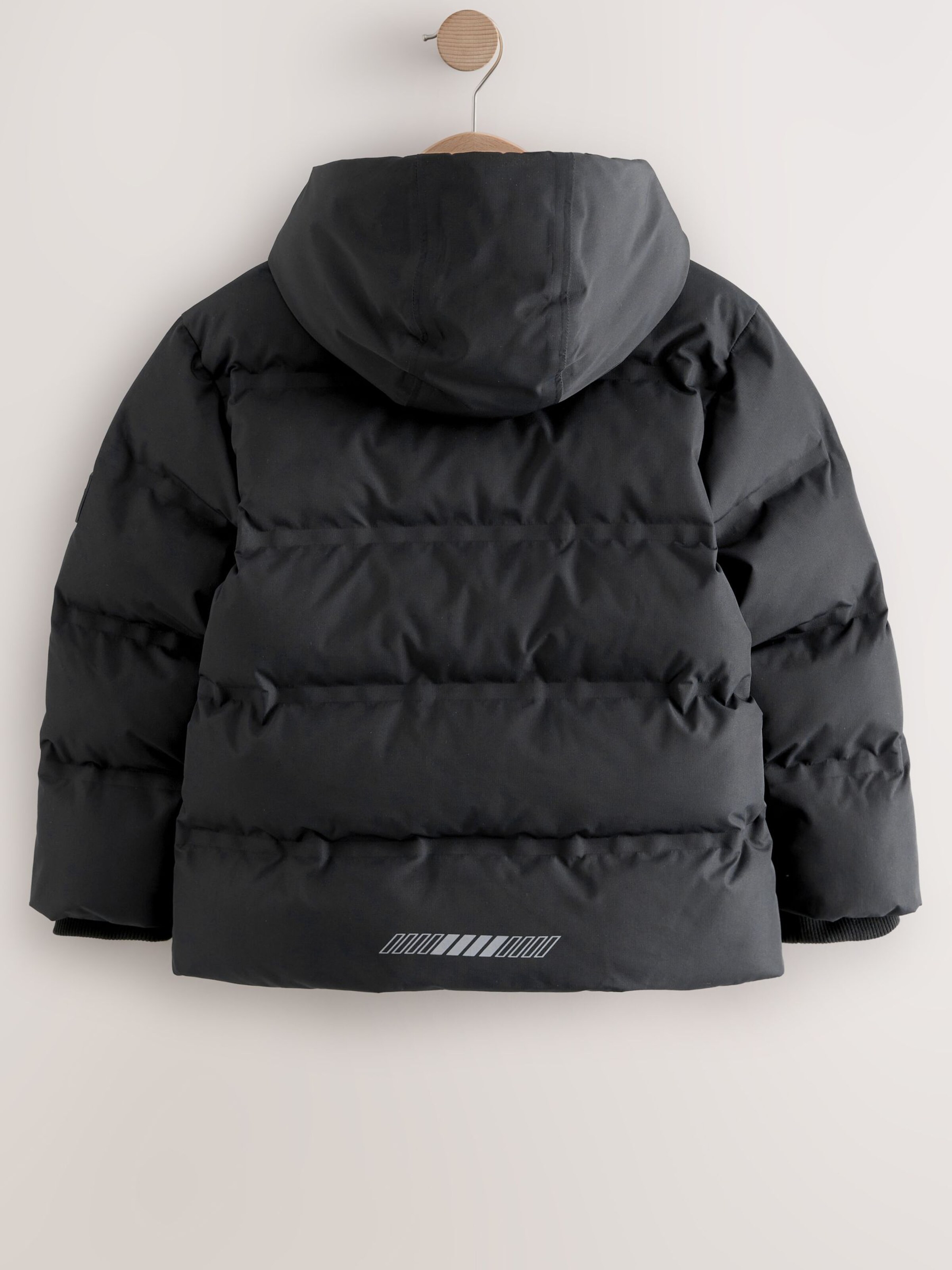 Next Преходно яке в черно