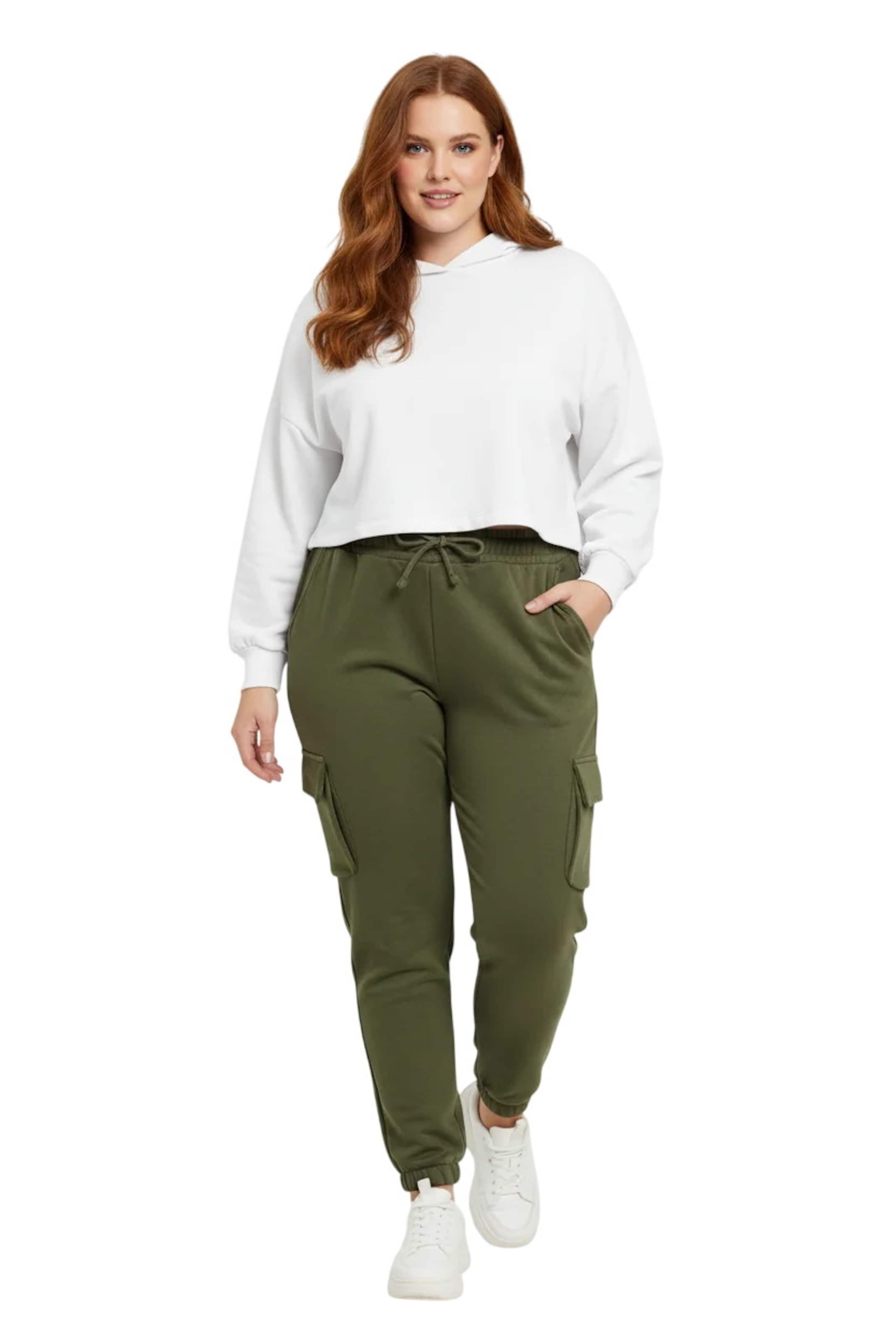 Shape Of You Tapered Broek in Groen: voorkant