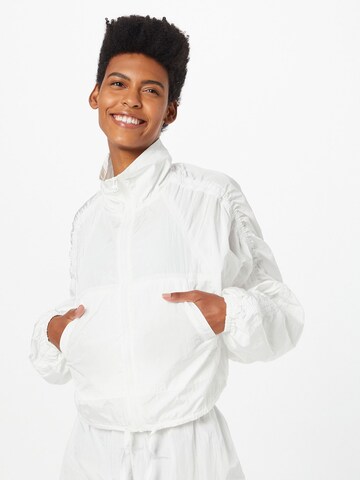 Onzie Athletic Jacket 'PARACHUTE' in White: front