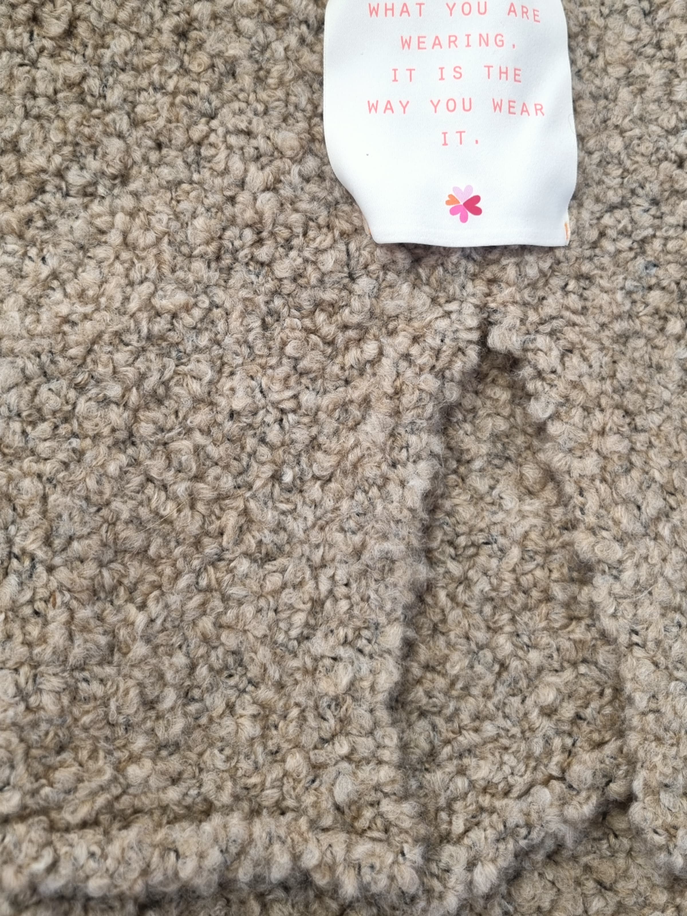 LIKS. Munich Knitted Vest 'Keep the feeling' in Beige