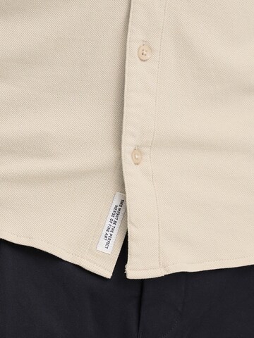 Casual Friday Kitsas lõige Triiksärk 'CF Arthur', värv beež