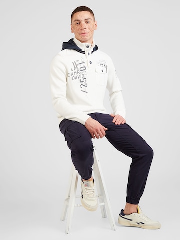 CAMP DAVID Sweater in White