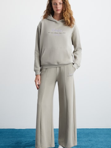 Felpa di Grimelange in beige