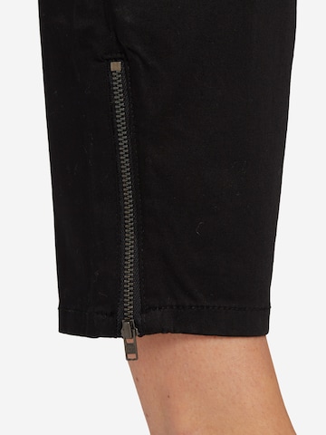 Masai Regular Pants in Black