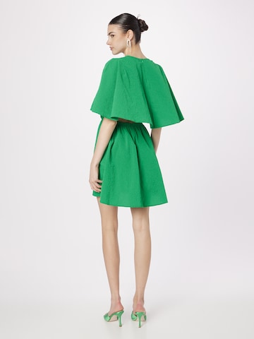 Rochie 'Dottie' de la Essentiel Antwerp pe verde