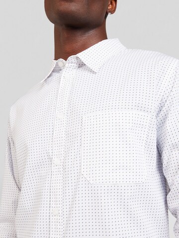ABOUT YOU Regular fit Button Up Shirt 'Thilo' in White
