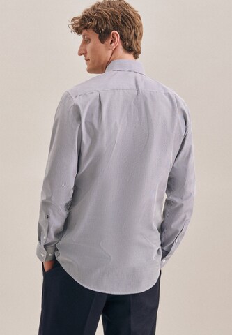 Coupe regular Chemise business SEIDENSTICKER en gris