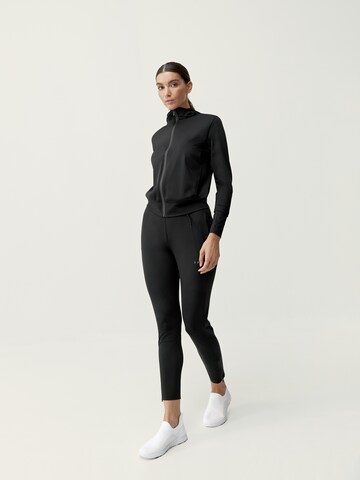 Born Living Yoga Skinny Sporthose ' Airla ' in Schwarz