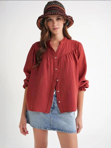 MixRay Blouse in Red: front