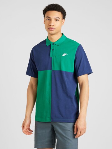 Tricou 'CLUB' de la Nike Sportswear pe verde: față