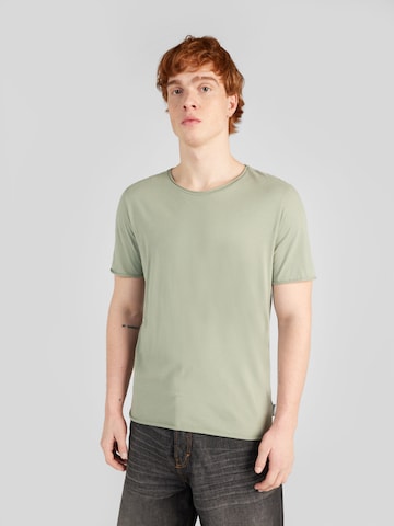 ARMEDANGELS T-shirt 'AMON' i grön: framsida