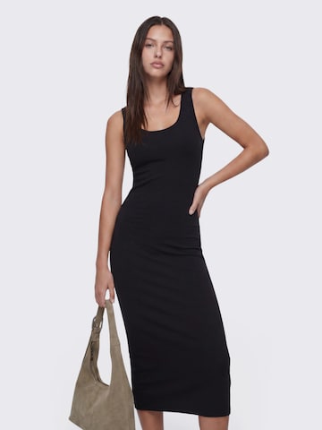 Robe 'Kate' studioselect en noir : devant