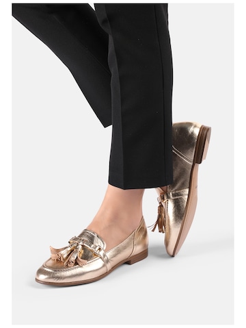 INUOVO Classic Flats in Gold