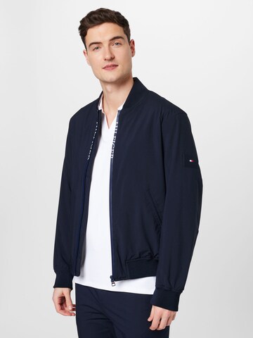 TOMMY HILFIGER Tussenjas in Blauw: voorkant