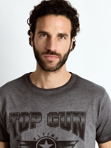 TOP GUN Shirt 'TG25023' in Grey