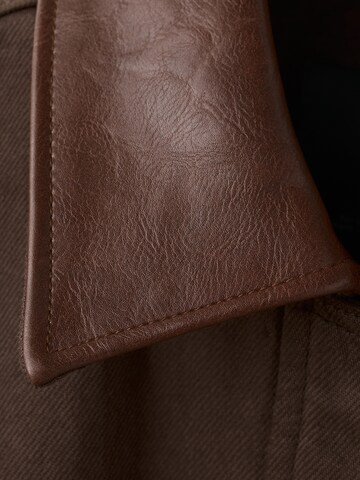 MANGO Tussenjas 'Amelia' in Bruin