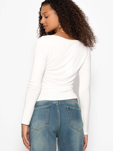 SASSYCLASSY Shirt‌‌‌‌‌‌ in Weiß