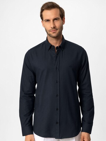 Coupe regular Chemise Dandalo en bleu : devant