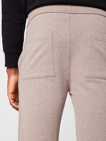 Tapered Pantaloni de la Juvia pe gri