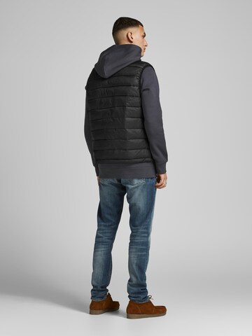 Gilet 'Ace' JACK & JONES en noir