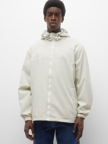 Pull&Bear Between-season jacket in White: front