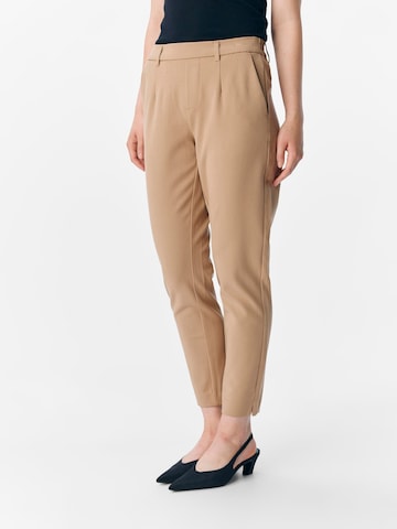 OBJECT Slim fit Pleat-front trousers 'OBJLISA' in Beige: front