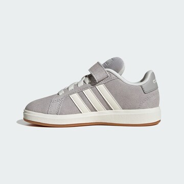 ADIDAS SPORTSWEAR Sneakers 'Grand Court 00s' in Grijs
