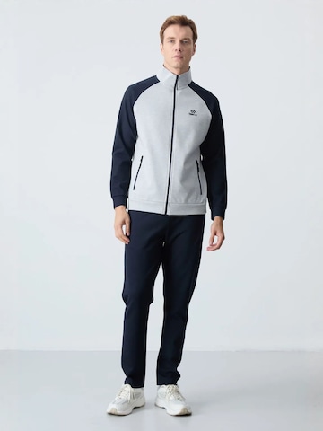 Tuta da jogging 'Aktive Sets' di Tommy Life in colori misti: frontale