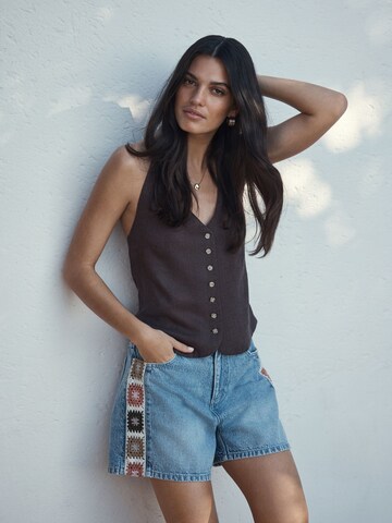 Next Regular Shorts in Blau