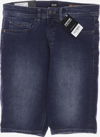 BOSS Black Shorts in 30 in Blue: front