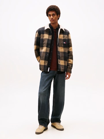 Geacă de primăvară-toamnă de la Tommy Jeans pe negru