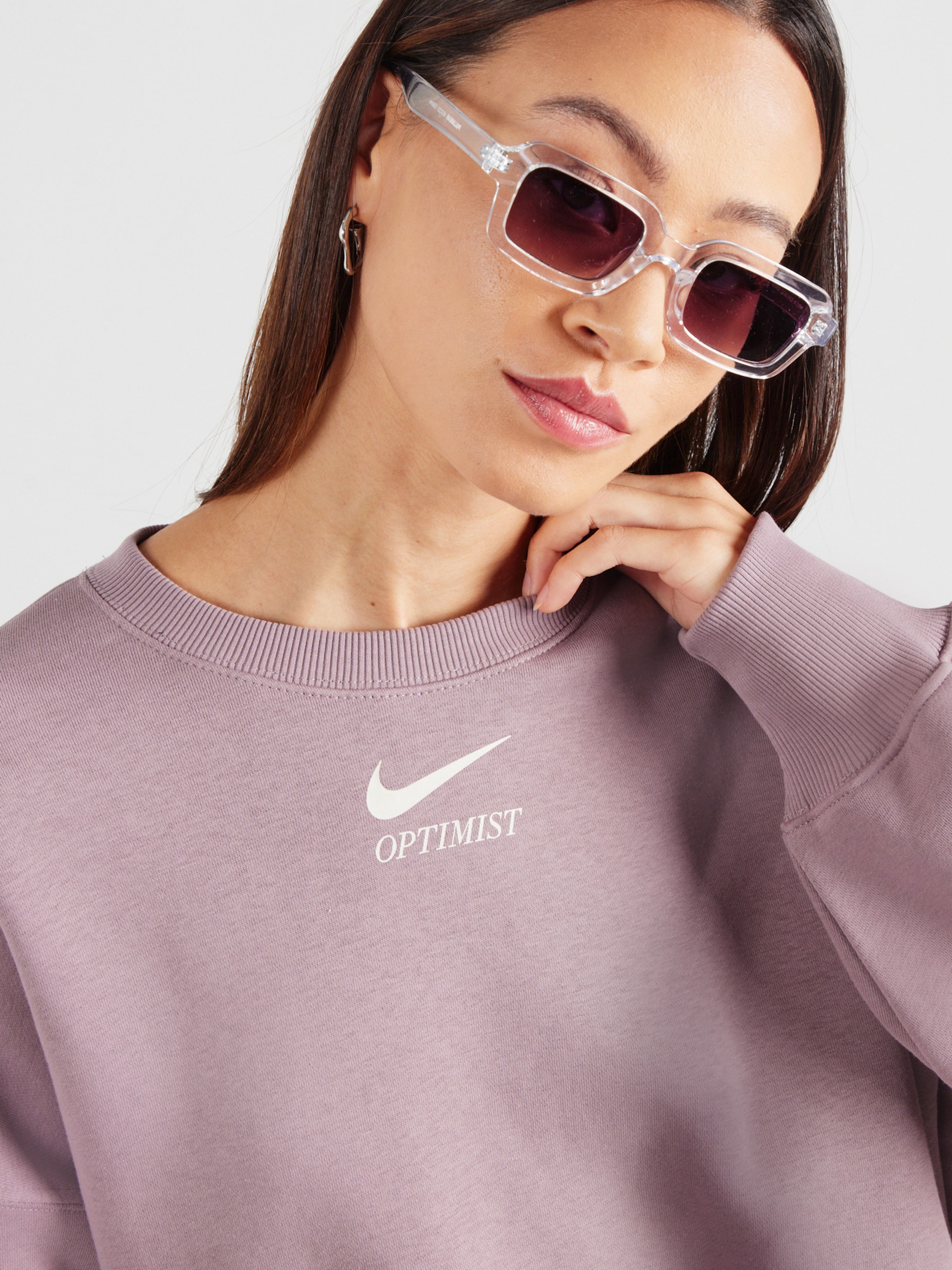 taupe nike sweatshirt