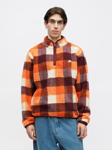 Sweat-shirt 'CLUB' Nike Sportswear en orange : devant