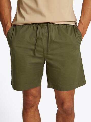TOMMY HILFIGER - Regular Calças 'MERCER' em verde: frente