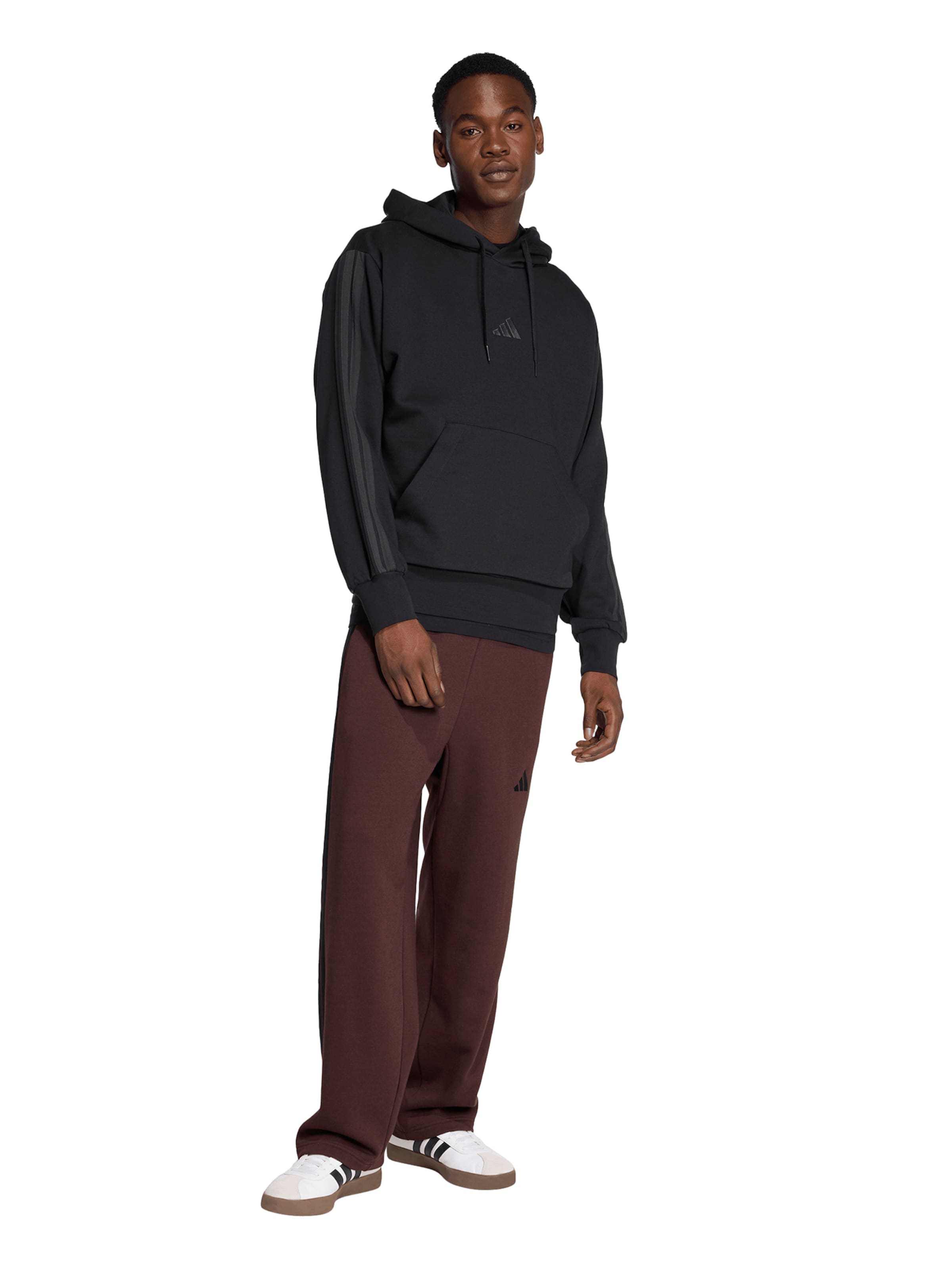 ADIDAS SPORTSWEAR Urheilullinen collegepaita 'Essentials' värissä musta