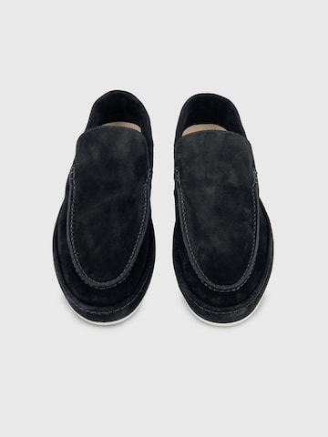 Dutch'D Slipper 'Refine (Size runs small, order one size up)'‌‌‌‌ in Schwarz