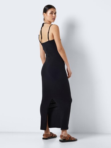 Abito di Noisy may in nero