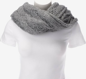 HUGO Scarf & Wrap in One size in Grey: front