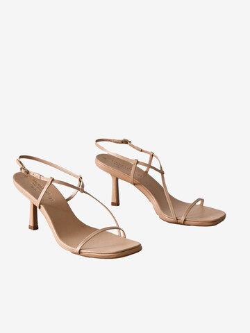 Next Sandaal in Beige