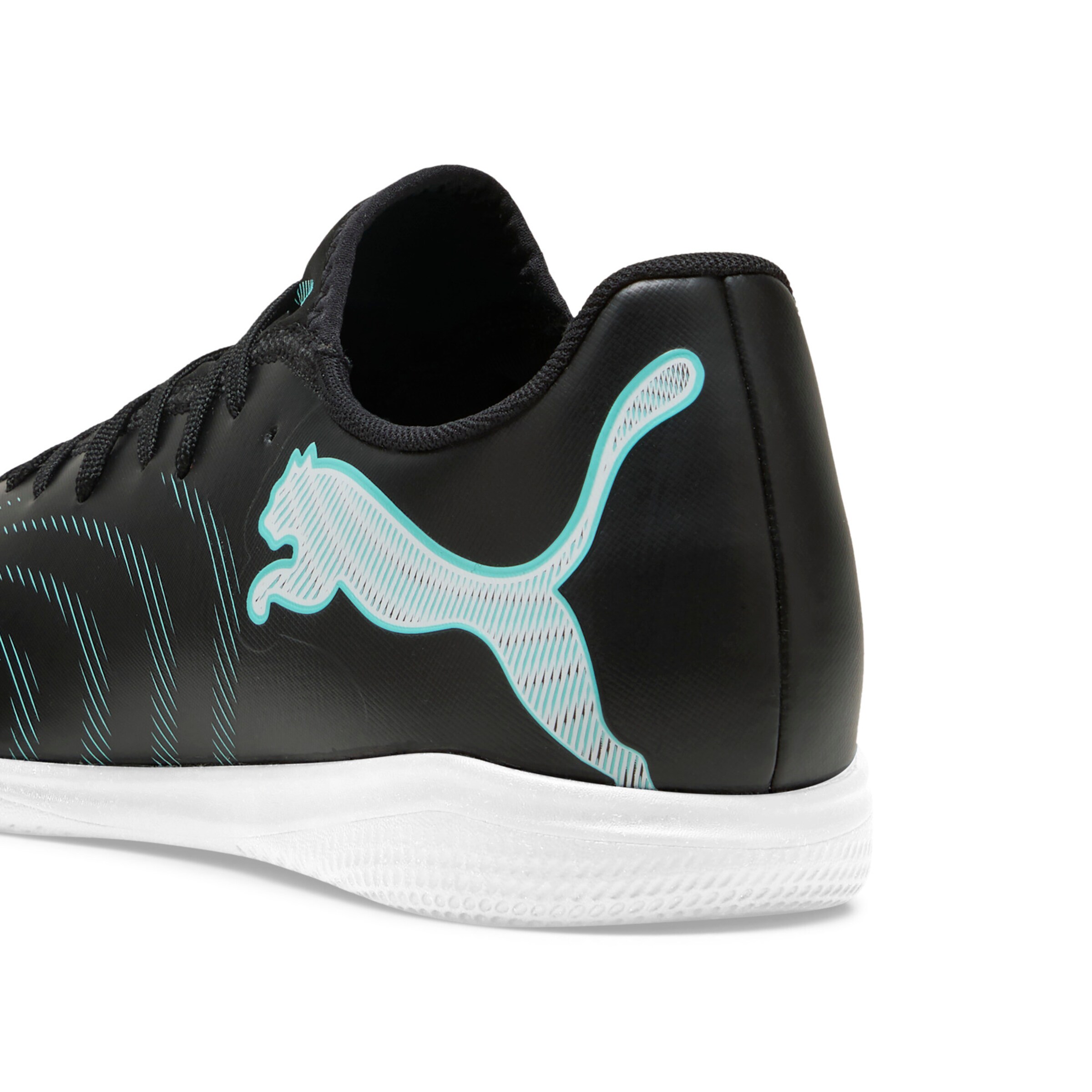 PUMA Fußballschuh in Schwarz