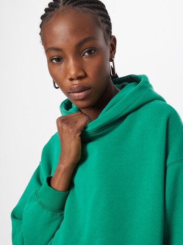 Sweat-shirt Cotton On en vert