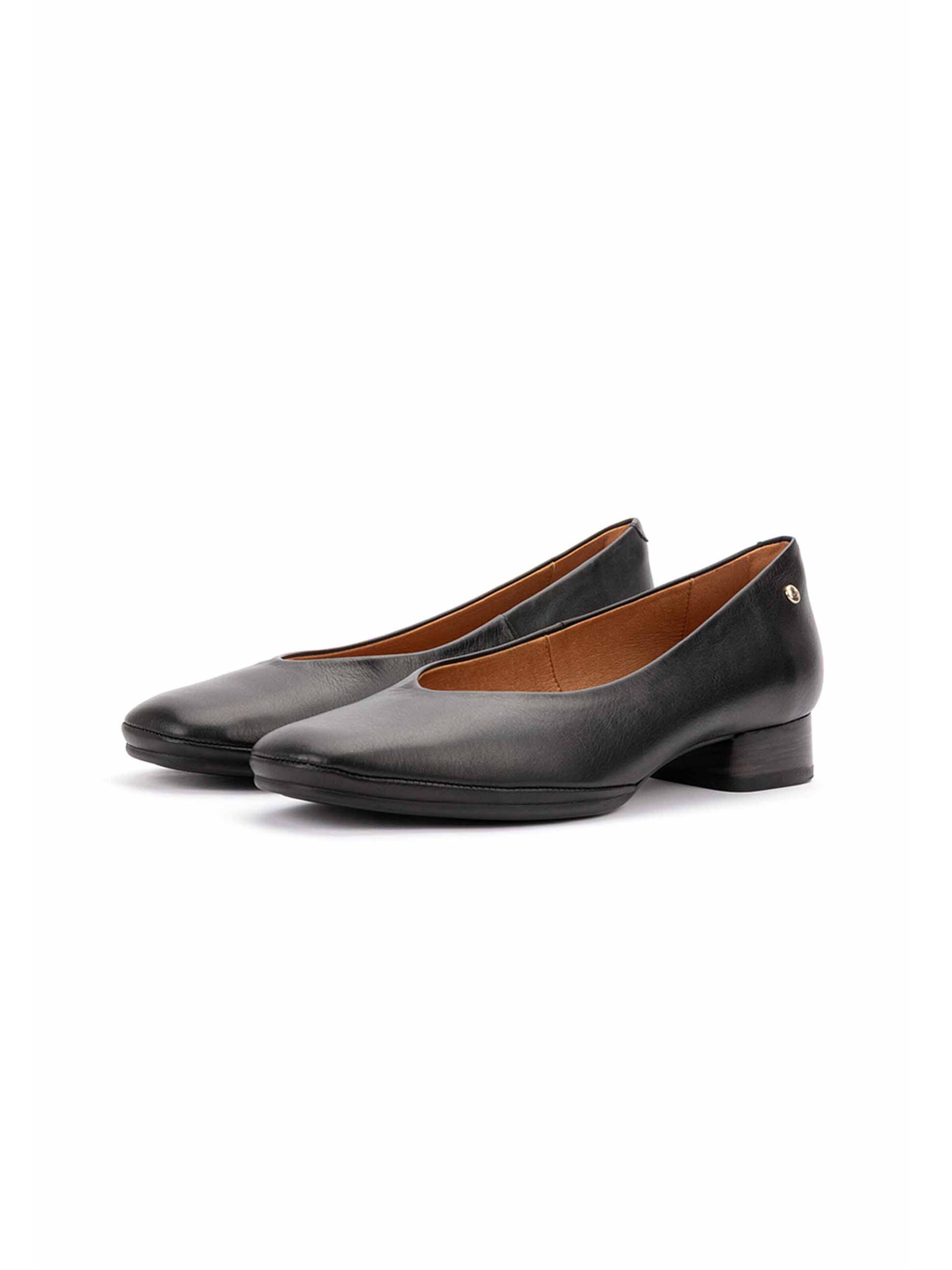 PIKOLINOS - Sapatos de salto em preto