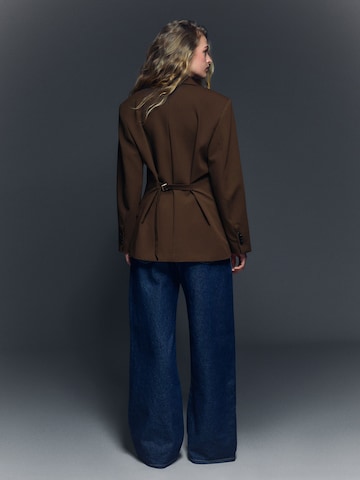 Bershka Blazer | rjava barva