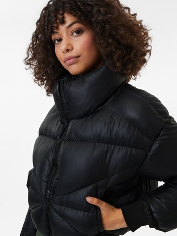 Trendyol Zimní bunda – černá