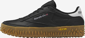 Baskets basses 'Club C Vibram' Reebok en noir : devant