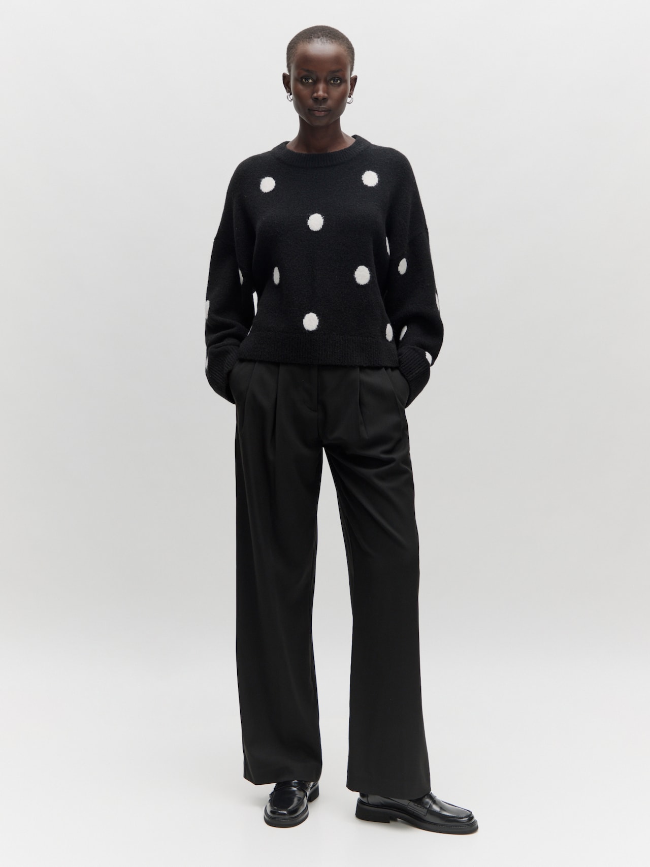 EDITED Producten Trui 'Floriane' Zwart