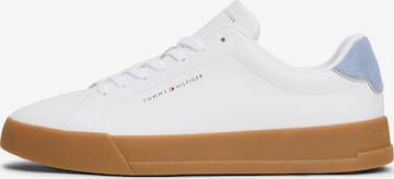 Baskets basses 'Court Ess' TOMMY HILFIGER en blanc : devant