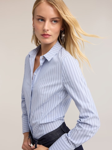 MOTIVI Blouse in Blue