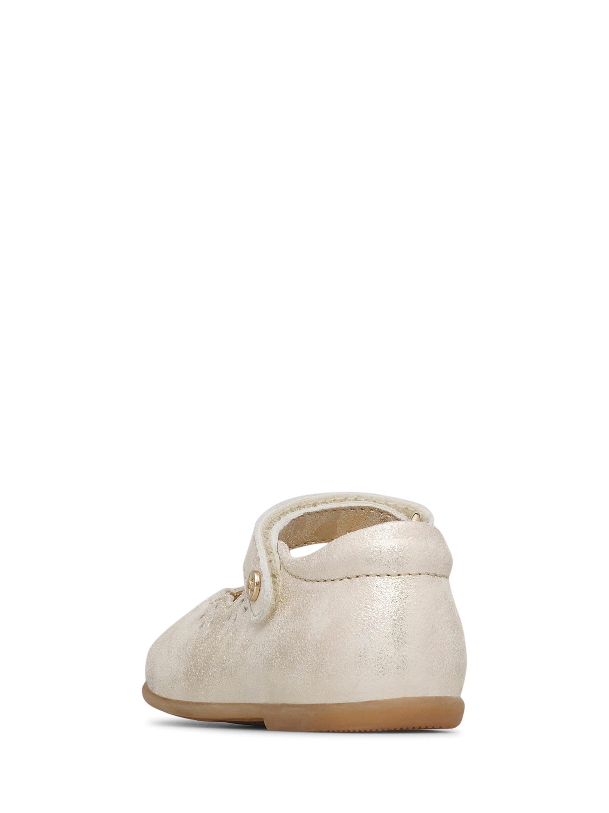 NATURINO Ballerina 'Olya'‌‌‌‌‌‌‌‌‌ in Gold