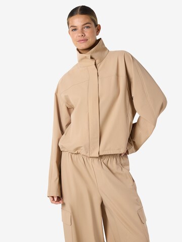 Veste mi-saison 'NMKirby' Noisy may en blanc